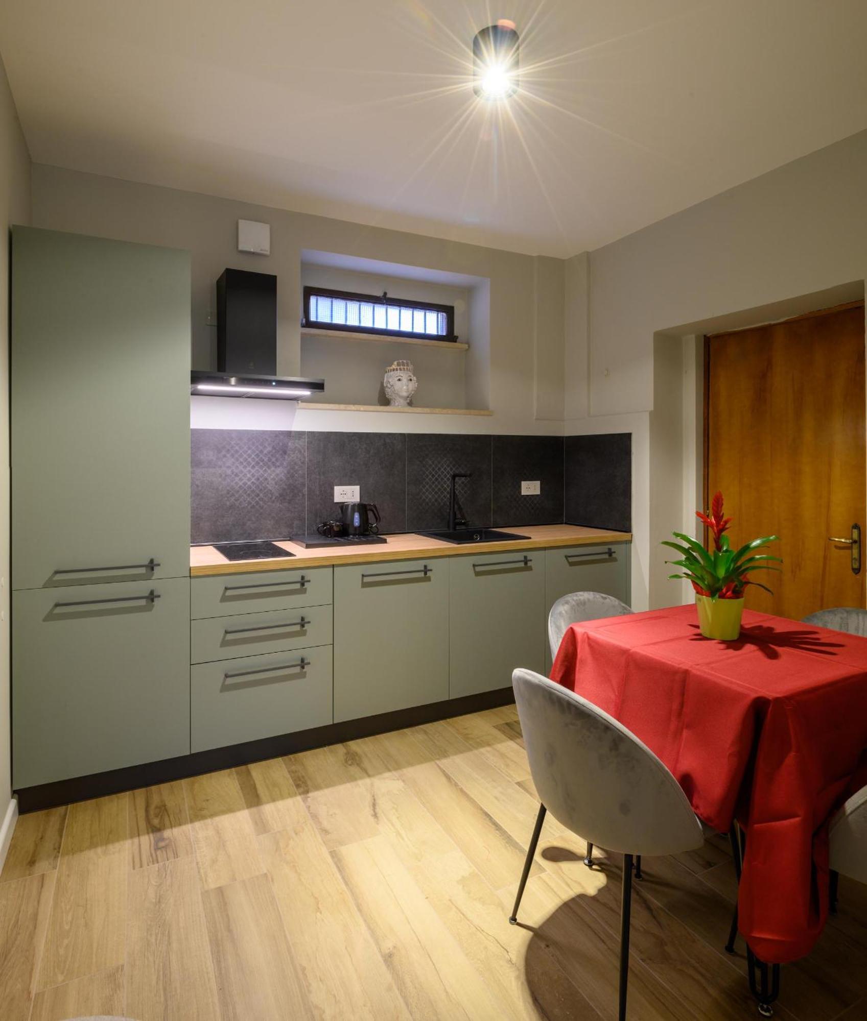 B&B Dimora Morelli グッビオ エクステリア 写真