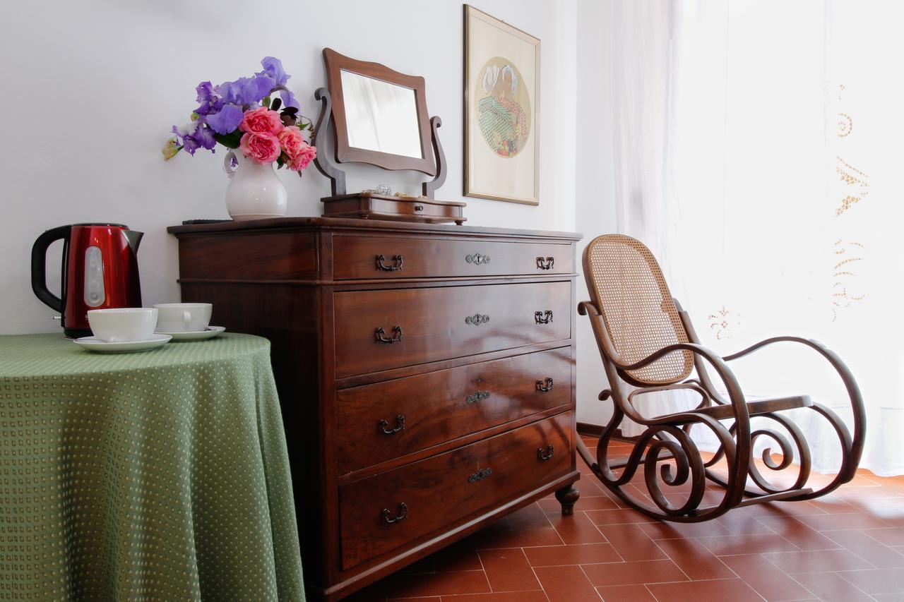 B&B Dimora Morelli グッビオ エクステリア 写真